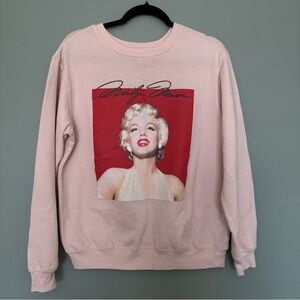 Marilyn Monroe Cream Apparel